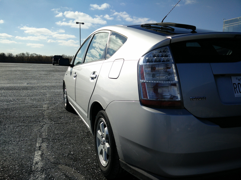Illustration for article titled New steed in the stable: 2006 Toyota Prius